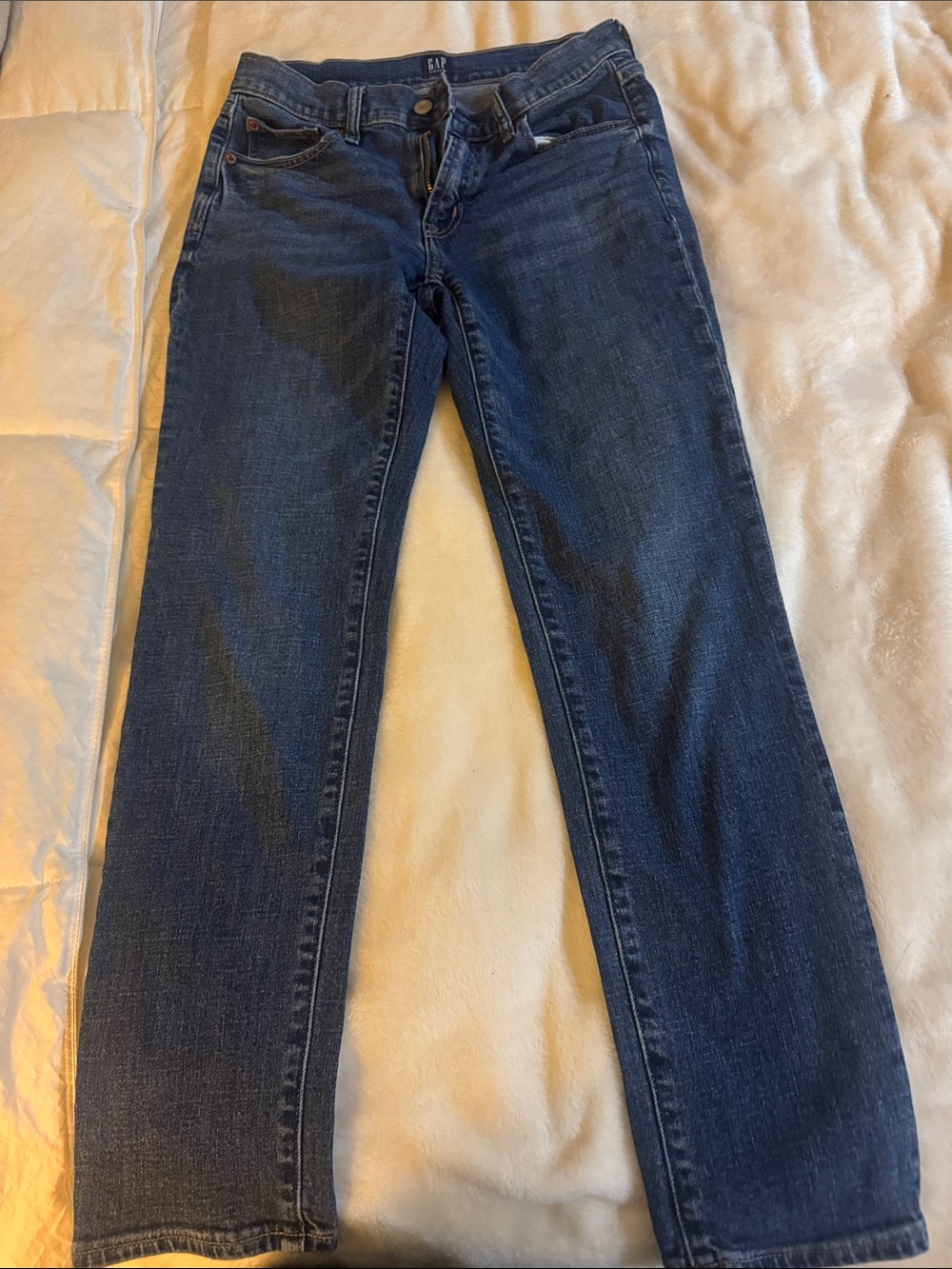 GAP Women's Indigo Straight Leg Jeans